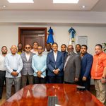 G-12 respalda gestión de Méndez y garantiza no habrá aumento del pasaje en sus rutas