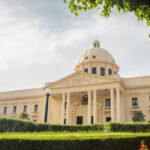 Víctor “Ito” Bisonó asumirá como nuevo canciller de RD; Abinader realiza nuevos cambios en Mivhed y Portuaria