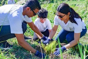 Voluntariado del Banco Central realiza su XXII jornada de reforestación con motivo del 79º aniversario institucional