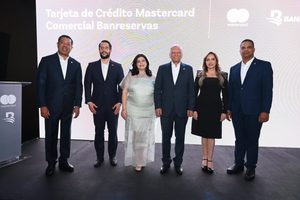 Banreservas lanza junto a Mastercard nueva tarjeta commercial para el sector empresarial