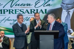 Leonel Fernández aborda con empresarios de Nueva Jersey el papel de la diáspora dominicana