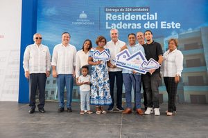 Banreservas financia 197 apartamentos de los 224 entregados por el presidente Abinader en Laderas del Este