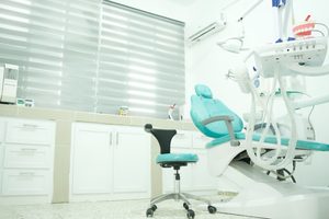 Inabie inaugura dos módulos odontológicos en Monte Plata y Baní, en beneficio de más de 3,200 estudiantes